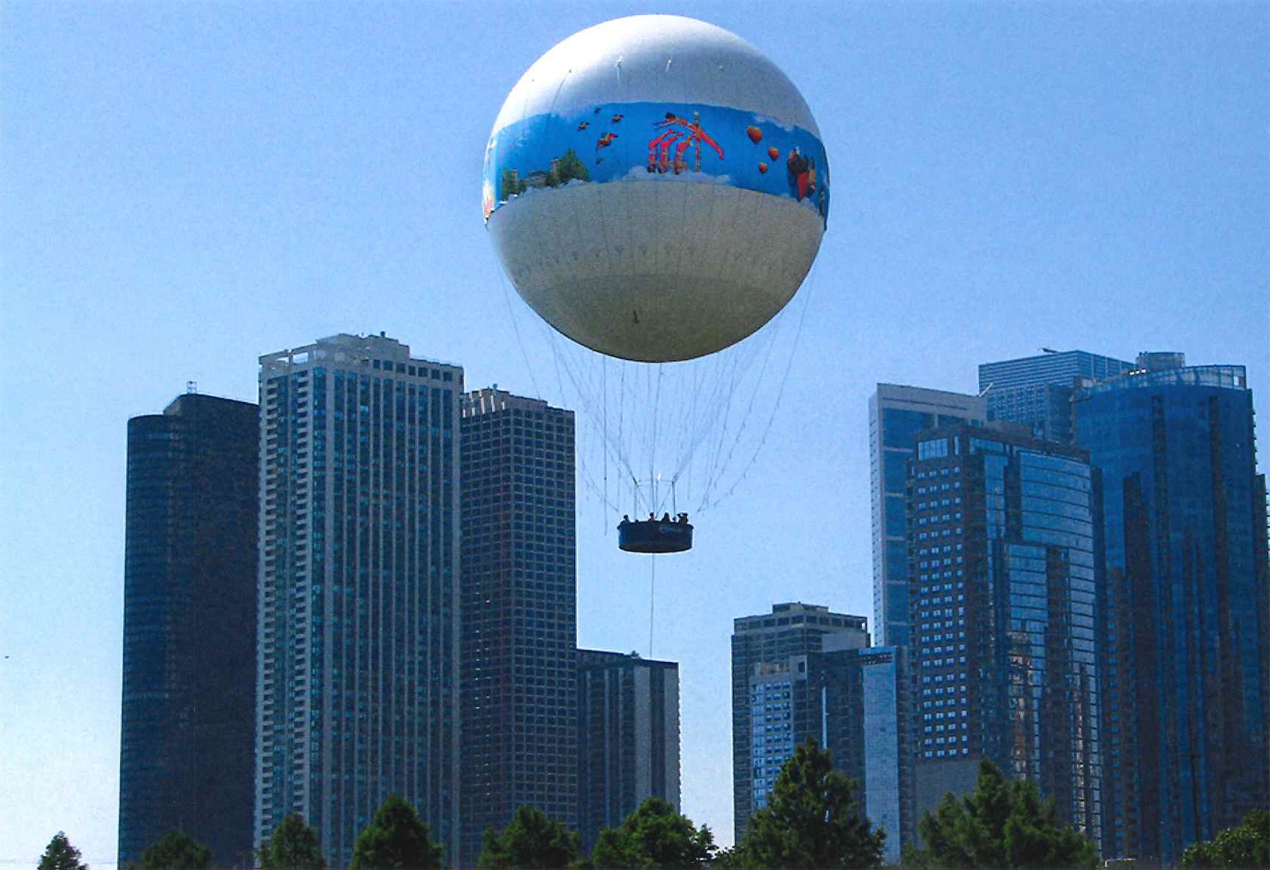 Giant Helium Balloon Ride